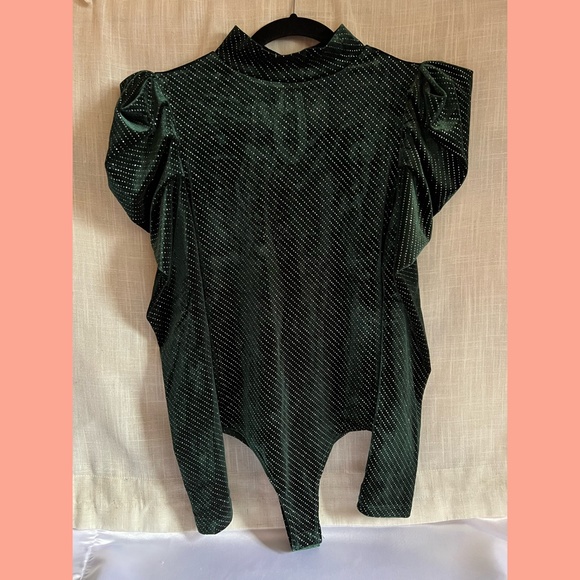 thesethreeboutique Tops - Hunter green velvet bodysuit
